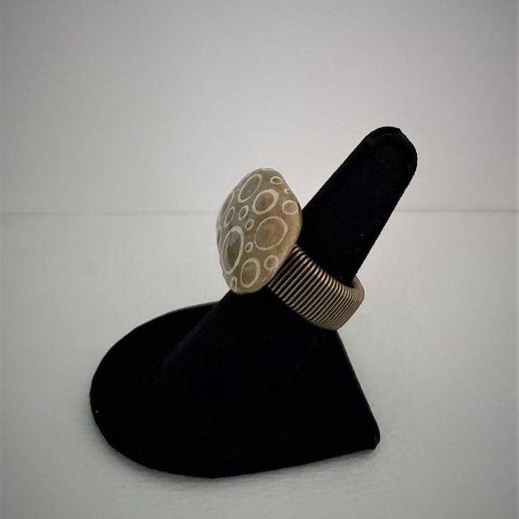 Hand Painted Dot Art Gold and Ivory Statement Ring, Cocktail Ring - Picture 3 of 6